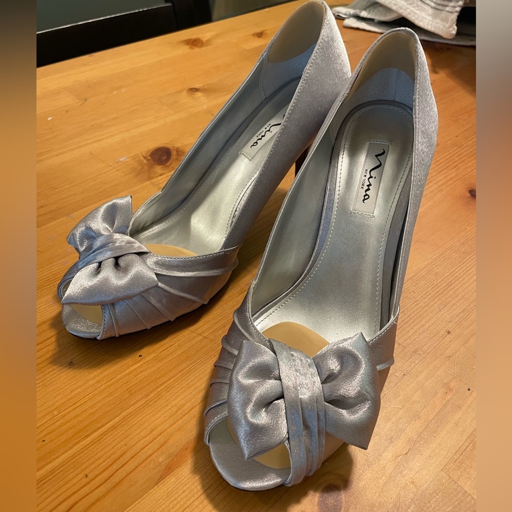 Nina Silver Heel Size 9.5